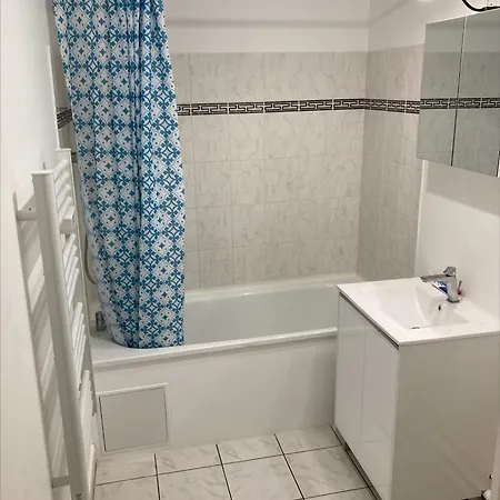 Chambre Privee Proche Paris Pansiyon